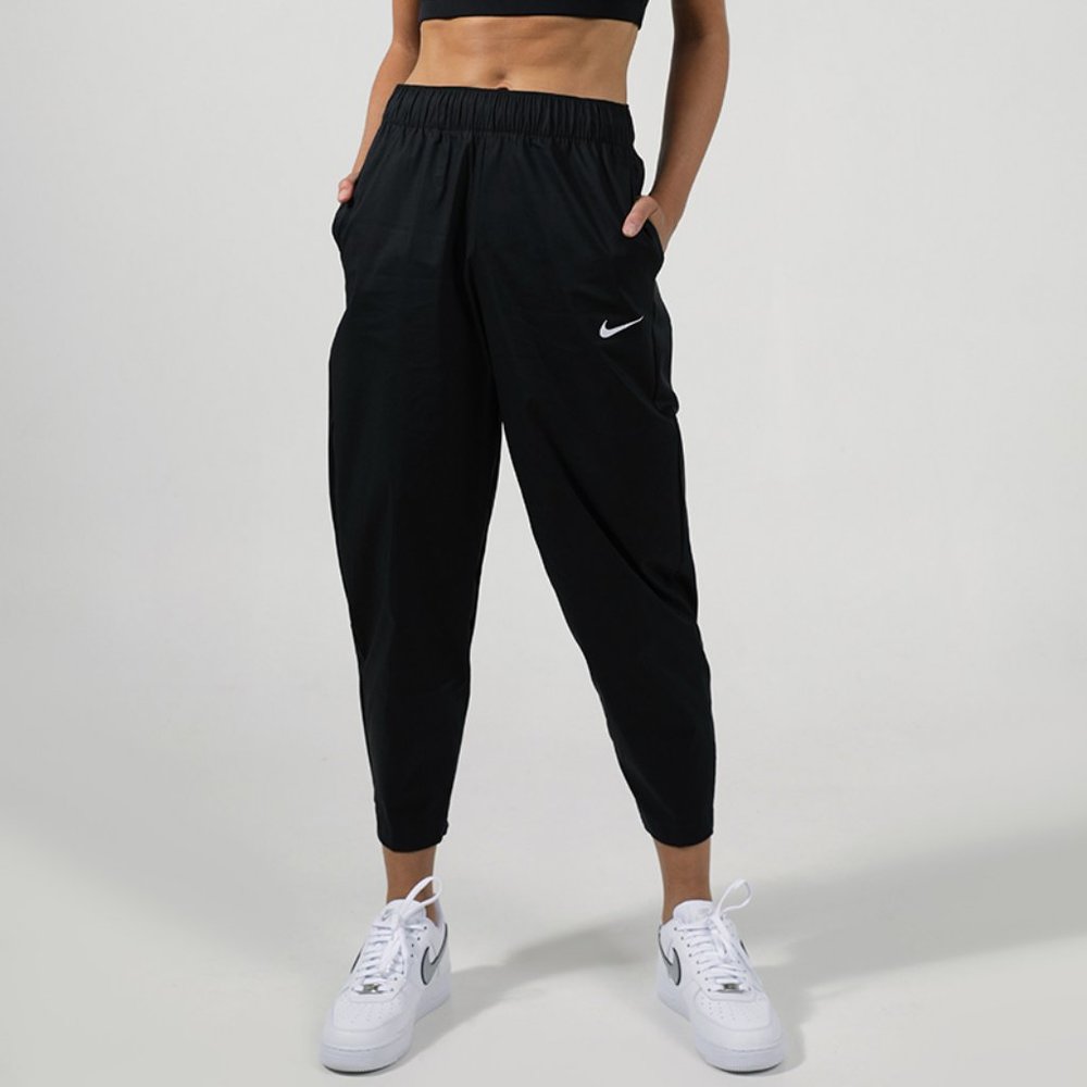 Nike Sportswear Essential High-Rise Curve Pants. Brand New. Womens Size: L & XXL